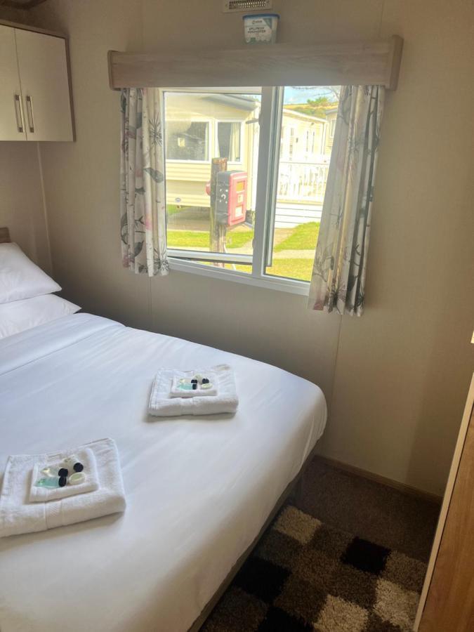Oakley Newquay Bay Resorts Exteriör bild